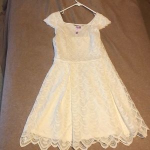 White, Lace Alta Dress!